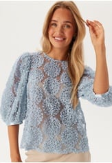 3d-flower-puff-sleeve-blouse-2