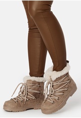 BUBBLEROOM Breanna Snow Sneakers