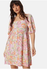 puff-sleeve-short-dress-floral