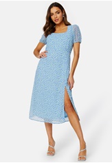 emilia-puff-sleeve-dress-light-blue-patterned