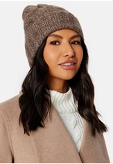 malin-knitted-hat-nougat