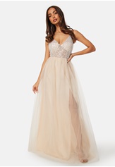 Bubbleroom Occasion Pearl embroidered tulle gown