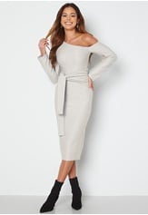 odette-knitted-peaky-shoulder-dress-light-grey