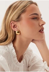 retro-earring-gold