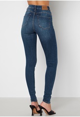 amy-push-up-jeans-medium-denim
