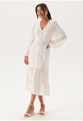 soft-broderie-anglaise-dress-1