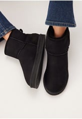 paris-sheepskin-boots-black