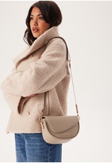 piper-flap-bag-beige