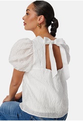 vmnynne-2-4-open-back-top-bright-white