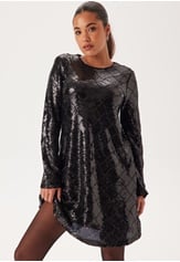 yaschekka-ls-dress-black-detail-sequins