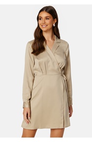 BUBBLEROOM Destinee wrap dress