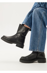 BUBBLEROOM Leather Chelsea Boots