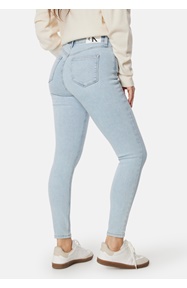 Calvin Klein Jeans High Rise Super Skinny Ankle