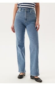 Dr. Denim Moxy Straight