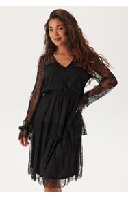 Happy Holly Tiered Puff Sleeve Lace Midi Dress