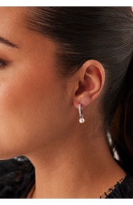 LILY AND ROSE Petite Kennedy Hoops Earrings