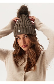 ROCKANDBLUE Pom Pom Hat