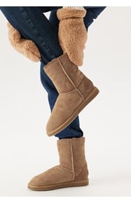 Shepherd Linda Sheepskin Boots