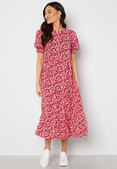 Happy Holly Tris dress Red / Patterned bubbleroom.fi