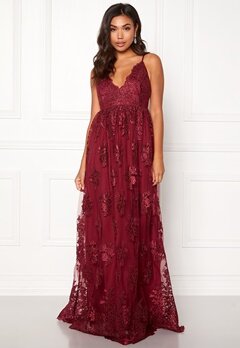 Moments New York Gardenia Lace Gown Dark wine-red bubbleroom.fi