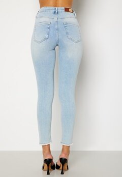 ONLY Blush Life Mid Jeans bubbleroom.fi
