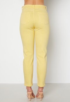 ONLY Emily HW Straight Jeans Lemon Meringue bubbleroom.fi