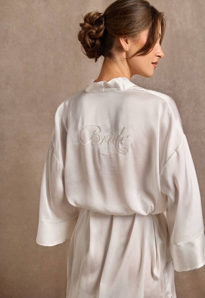 BUBBLEROOM Frill Bride Robe 