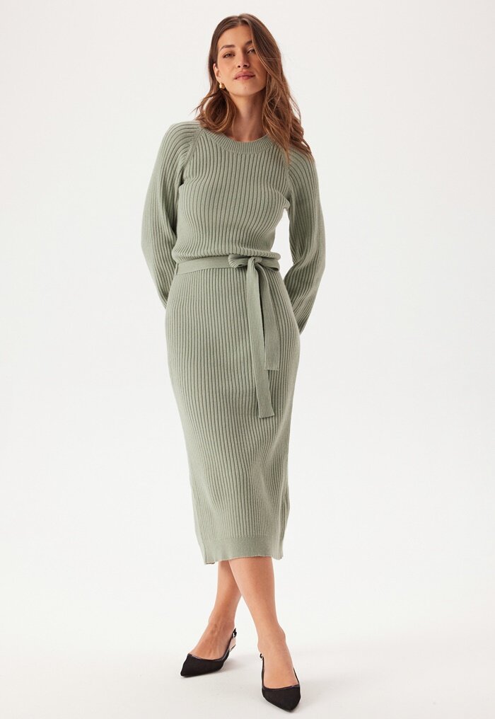 BUBBLEROOM Round Neck Rib Knitted Midi Dress 