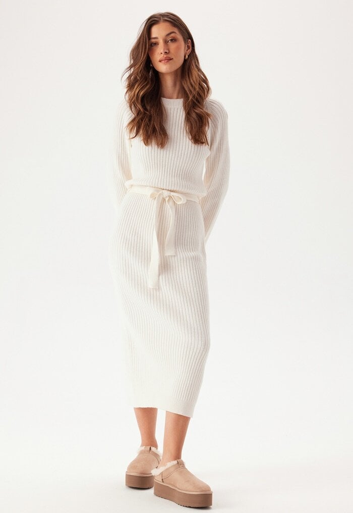 BUBBLEROOM Round Neck Rib Knitted Midi Dress 