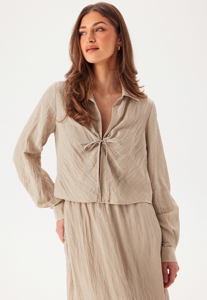 BUBBLEROOM Structured Tie Blouse