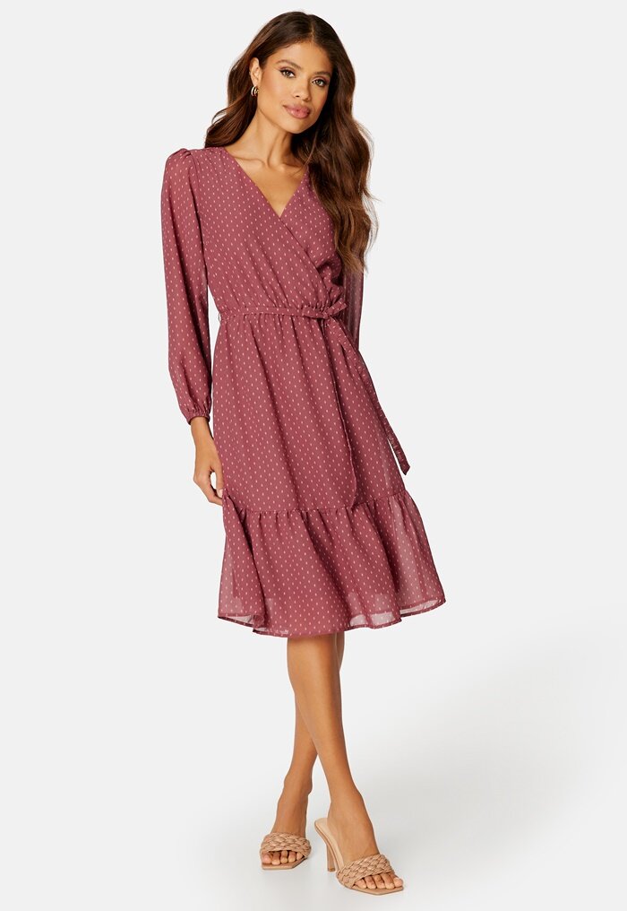 Happy Holly Linn midi Long Sleeve Dress