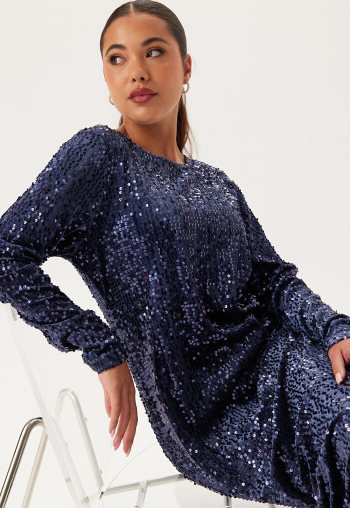 Happy Holly Sequin Long Midi Dress