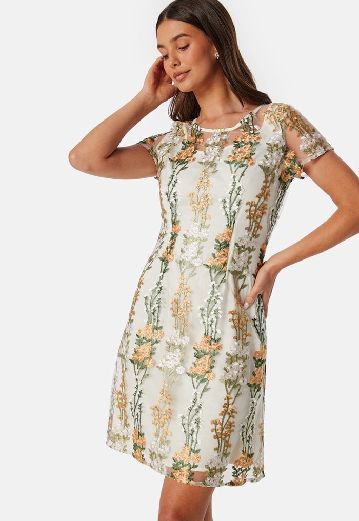 Ida Sjöstedt Sienna Embroidery Dress