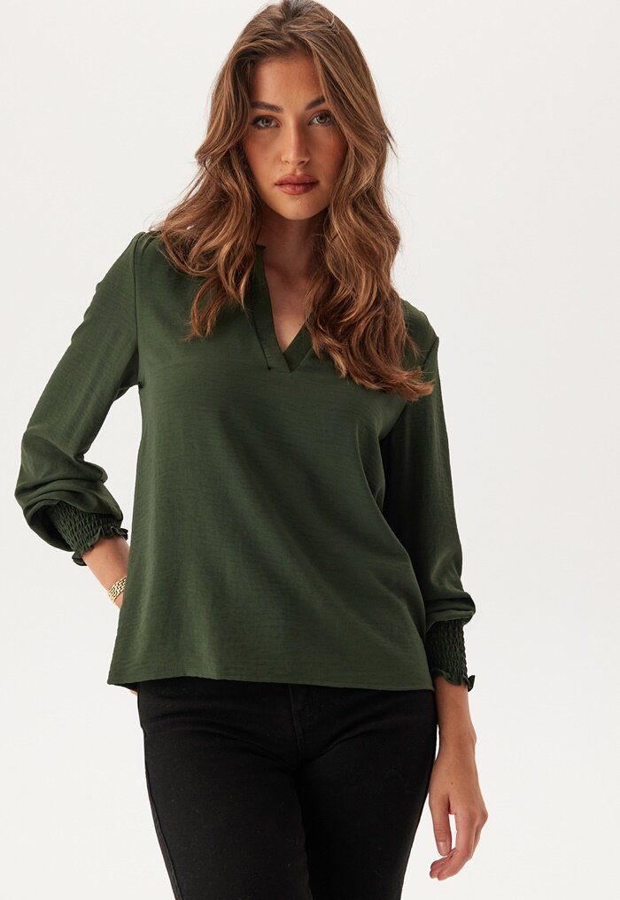 ONLY Mette V-Neck Smock Top