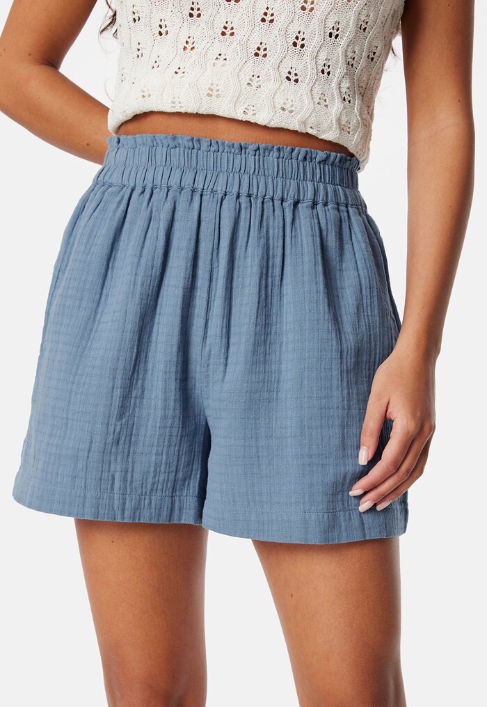 VILA Vilania High Waist shorts