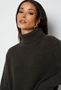 Lucy turtle neck sweater